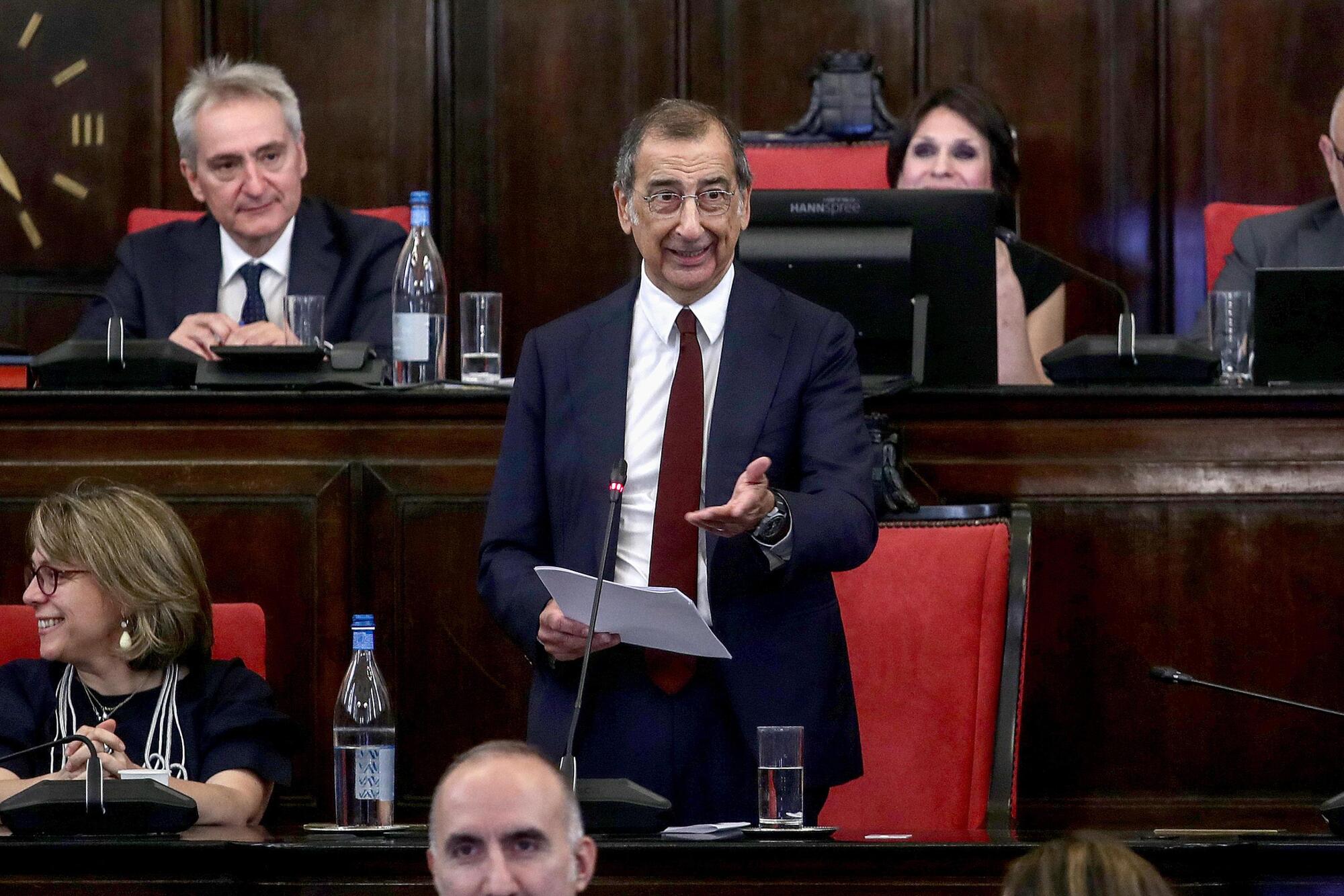 Il sindaco Beppe Sala in Consiglio comunale a Milano