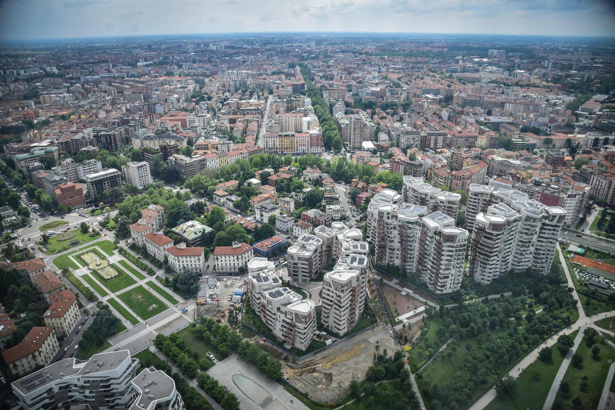 Una veduta di CityLife dalla Torre Allianz di Milano