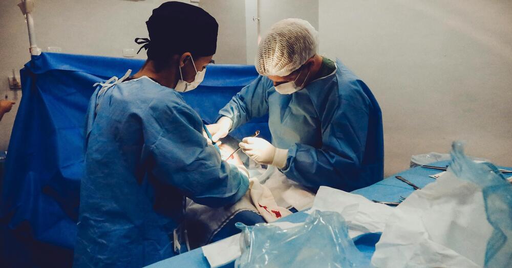 MALASANIT&Agrave; E MALAGIUSTIZIA. Sapete perch&eacute; gli errori medici vengono insabbiati in tribunale? Consulenti tecnici di ufficio e professionisti imputati sono colleghi: un sistema sbagliato in cui a perdere sono le vittime