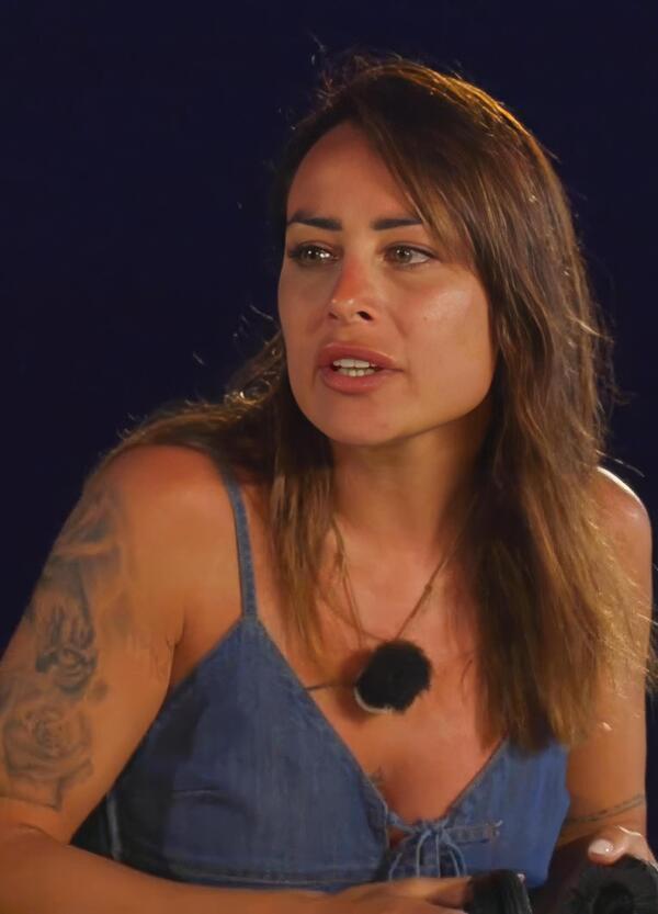 Temptation Island, l&rsquo;ha fatto una femmina! Denise dimostra che la manipolazione &egrave; (anche) roba da donne