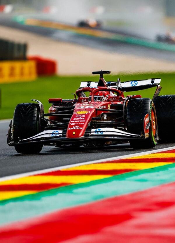 RED RACE REDEMPTION? Ferrari a Spa con un Charles Leclerc fenomenale, mentre Hamilton reagisce e parla chiaro
