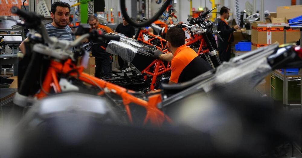SAVE THE DATE: per KTM &egrave; il primo giorno di primavera e, passata la bambola dell&rsquo;elettrico, si ragiona su racing e MotoGP