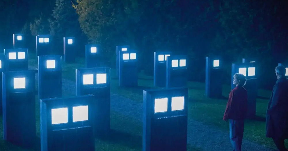 L&rsquo;ALBA DEI MORTI VIVENTI (GRAZIE ALL&rsquo;IA): Foto rianimate, deep fake e decine di suppliche sui social: &ldquo;Questa &egrave; mia madre, potete farmela rivivere?&rdquo; Sar&agrave; il futuro dei cimiteri 2.0? Ma cosa diventer&agrave; il lutto?  