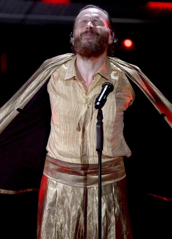 Non rompete il caz*o a Jovanotti! L&rsquo;unica cosa intelligente su Gaza l&rsquo;ha detta lui