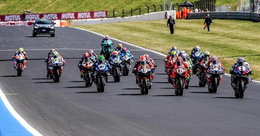 Bene Stefano Manzi con Yamaha GRT nel mondiale, ma il &ldquo;corre chi paga&rdquo; (tranne pochi) resta il male della SBK: Alessandro Delbianco ancora nel CIV dice tanto&hellip;