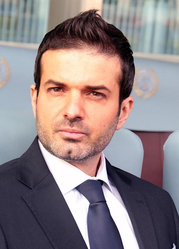 Stramaccioni &egrave; meglio dei Mondiali di nuoto. Forse non avr&agrave; una medaglia come Ceccon, Cerasuolo, Martinenghi e Paltrinieri (o forse ne avr&agrave; una civile), ma...
