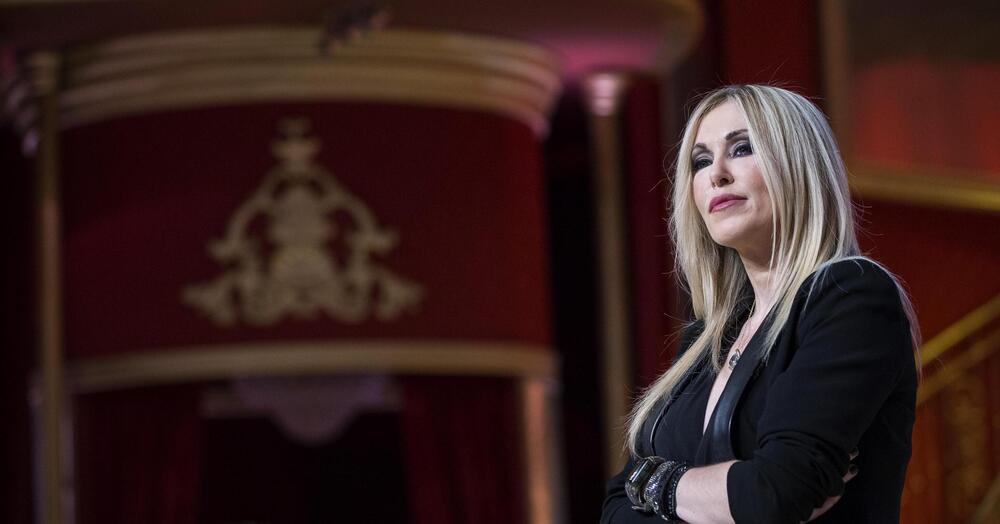 Temptation Island, ma davvero come dice Bruzzone &ldquo;&egrave; un grido di allarme evolutivo, non &egrave; solo intrattenimento trash&rdquo;? Intanto, il programma condotto da Bisciglia fa il record di share e Maria de Filippi&hellip;