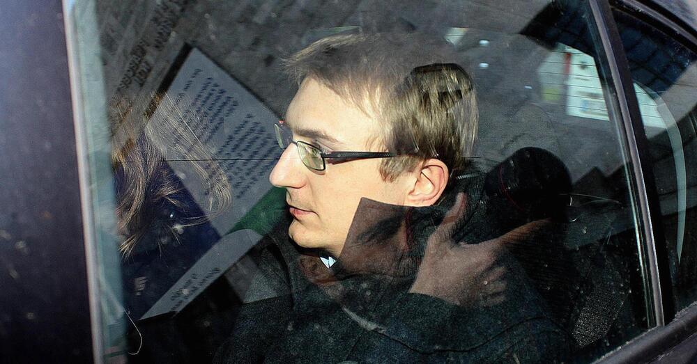 Omicidio Poggi, ALBERTO STASI AVEVA RAGIONE? &ldquo;Il volto di Chiara Poggi era bianco e pulito. Altro che maschera di sangue&rdquo;. Parla l&rsquo;esperto di balistica e Blood Pattern Analysis Enrico Manieri 