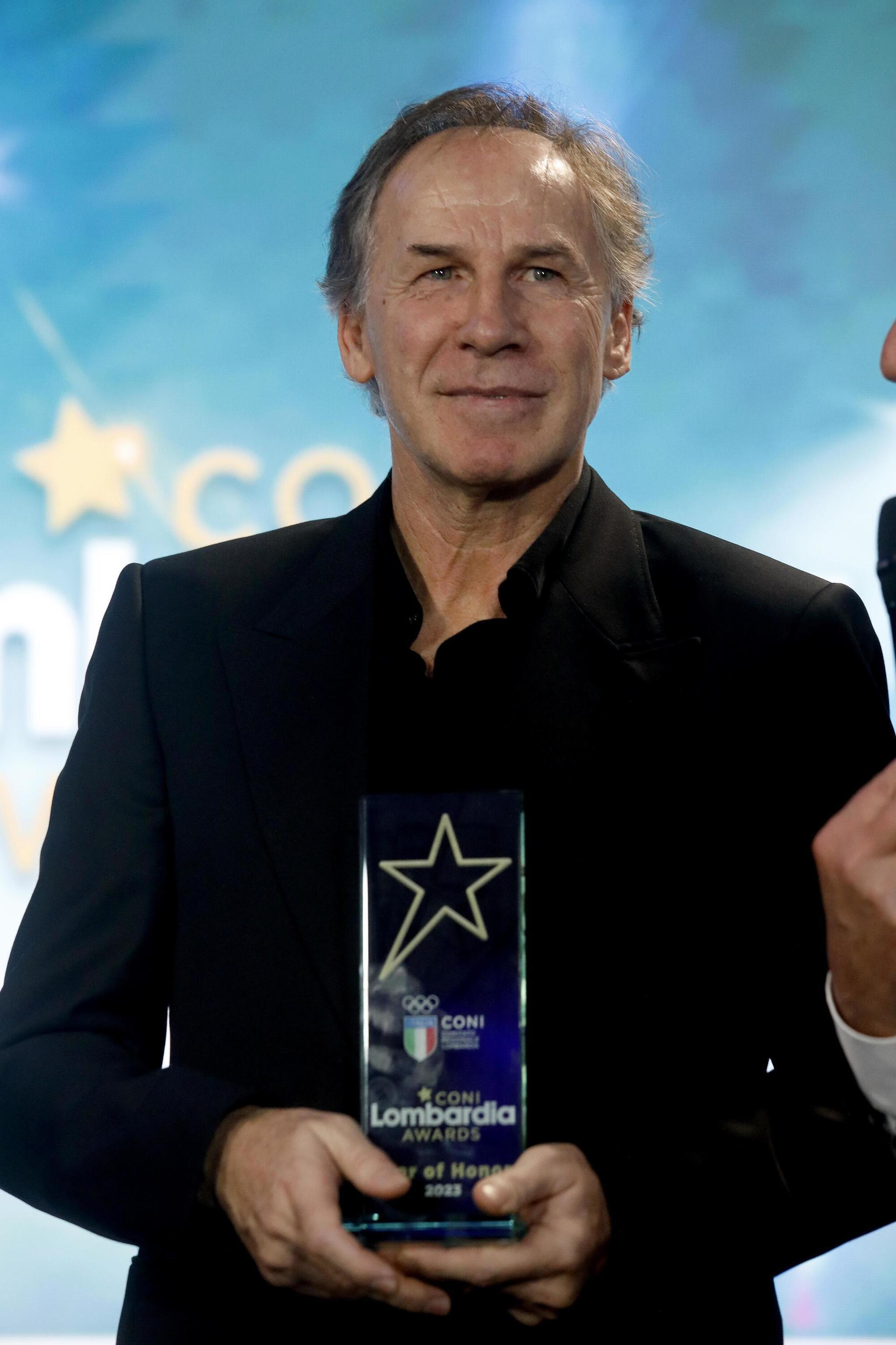 Franco Baresi premiato al Coni Lombardia Awards a Milano, 19 dicembre 2023