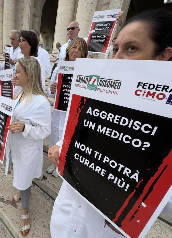 Come si distrugge la sanità pubblica? Con l'assenza di MERITOCRAZIA! La nostra INCHIESTA