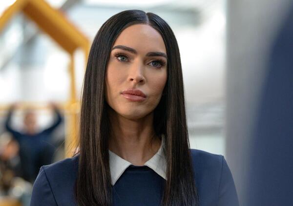 Abbiamo visto il film Subservience su Prime Video, ma com&#039;&egrave;? Un b-movie con Megan Fox bambola assassina e il Michele Morrone di 365 giorni: Elio Germano pu&ograve; solo imparare