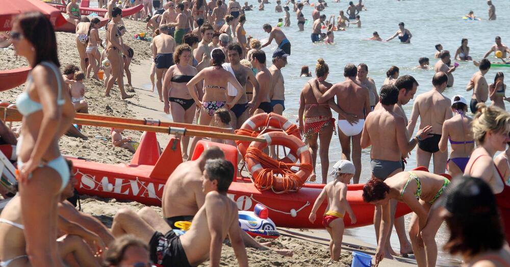 Le previsioni meteo di Ferragosto? Sono l&#039;unica cosa che conta per gli italiani! Non ci credete? Lo dicono i trend (social e Google). E l&#039;anticiclone africano preoccupa pi&ugrave; di qualsiasi guerra...