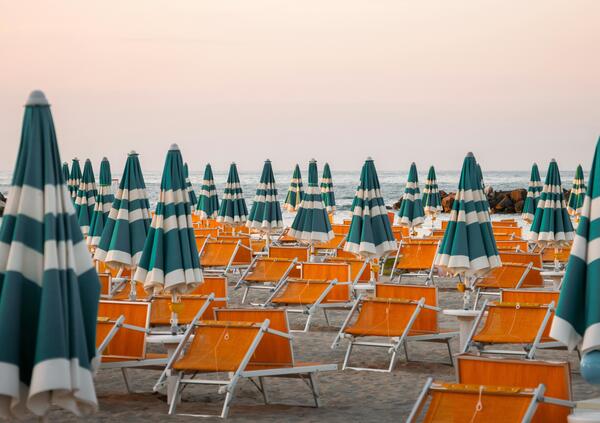 TURISMO IMPAZZITO O CONSAPEVOLE? Toscana flop, Rimini cresce ma gli alberghi soffrono. E il boom non &egrave; al mare ma nell&rsquo;entroterra con gli agriturismi&hellip;