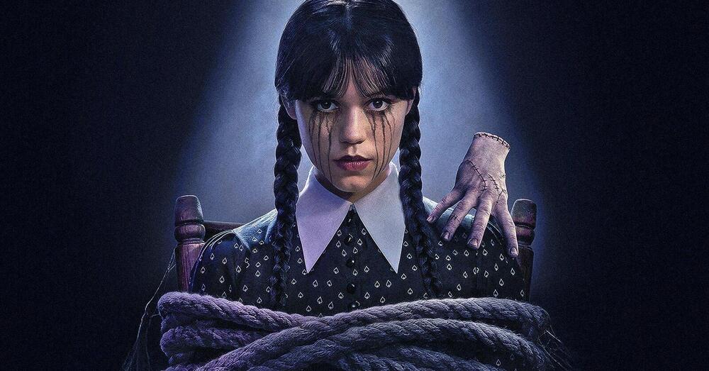 Abbiamo visto Mercoled&igrave; 2 (Parte uno) di Tim Burton con Jenna Ortega su Netflix, ma com&rsquo;&egrave;? Pi&ugrave; che una serie, un esperimento sociale (con parecchio true crime)