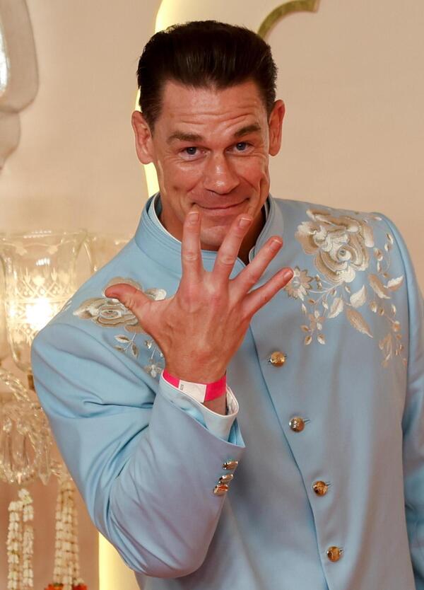 JOHN CENA COME SANSONE, tornato campione grazie ai capelli (con trapianto)? 