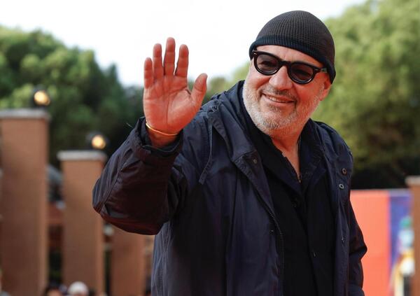 Ma quest&rsquo;anno a Venezia 82 sar&agrave; la rivincita del cinema &ldquo;de &lsquo;na volta&rdquo; tra Gianfranco Rosi (Sotto le nuvole) e Franco Maresco con Un film fatto per Bene? 