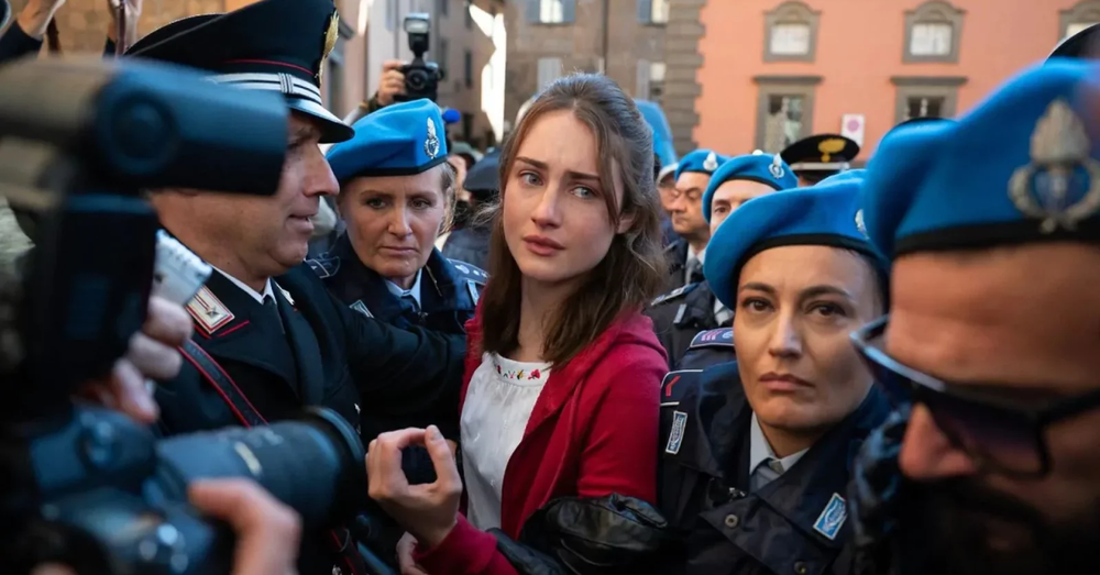Com&rsquo;&egrave; buona Amanda Knox (su Disney+): ecco la serie (quando?), ma nelle parole dell&rsquo;attrice Grace Van Patten &ldquo;The twisted tale of&rdquo; &egrave; gi&agrave; &ldquo;Il favoloso mondo di&rdquo;. E Meredith Kercher?