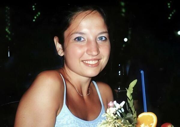 Omicidio Poggi, CHI USAVA IL PC DI CHIARA PER CERCARE VIDEO PORN* DI RAGAZZINI quando lei era a lavoro? Perch&eacute; invece il computer di Stasi &egrave; stato analizzato a fondo, e poi ingiustamente accusato di detenere materiale pedoporn*grafico?