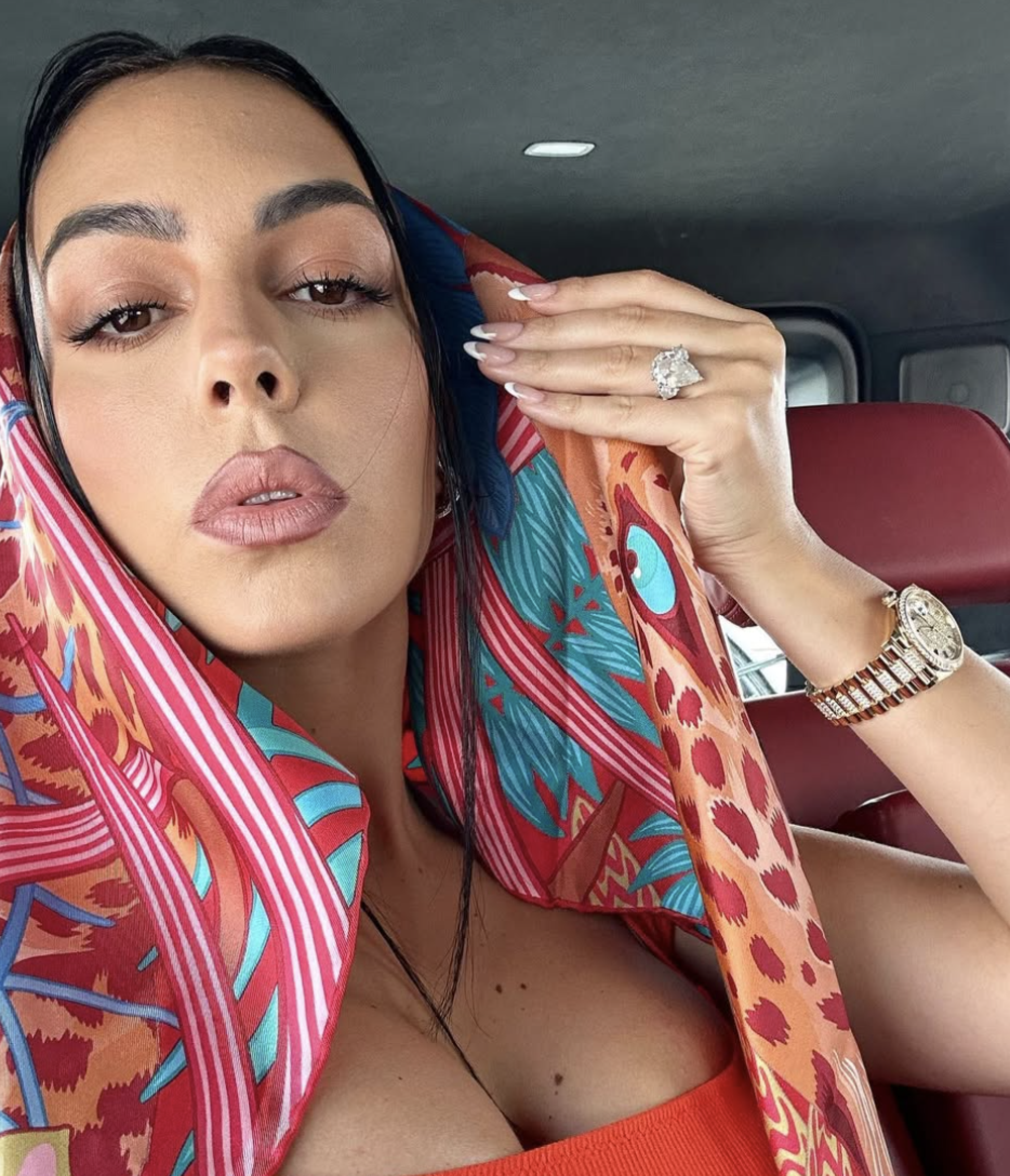 Georgina con uno dei suoi Rolex