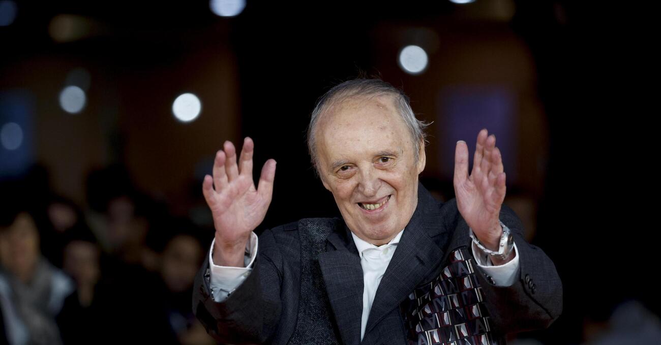 MAESTRO NON MOLLARE. Dario Argento ricoverato, ecco tutti i film che dimostrano quanto gli deve il cinema, da L&#039;uccello dalle piume di cristallo a Profondo Rosso, Suspiria e&hellip;