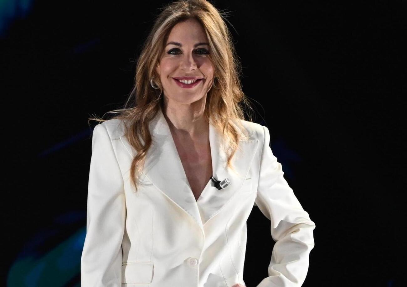 Federica Panicucci e Marco Bacini alle Maldive, la verit&agrave; su Francesca Fagnani a Ballando con le stelle, la forza di Gianna Nannini e il messaggio di Arnold Schwarzenegger per l&rsquo;amico Franco Columbu&hellip;