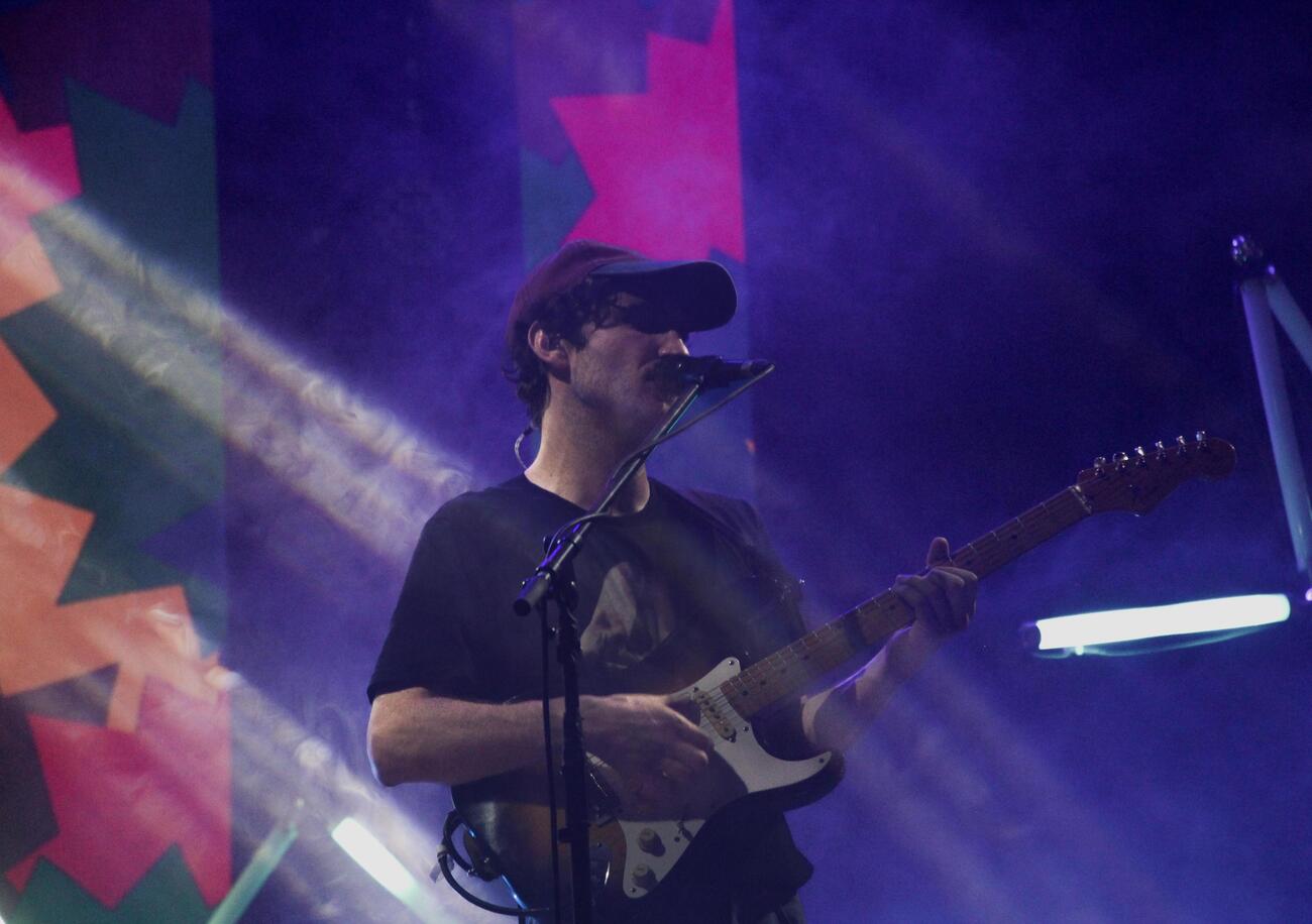 Siamo stati al Mish Mash Festival al Castello di Milazzo, ma com&rsquo;&egrave; andata? Tra la classe di Joan Thiele, &ldquo;il ritorno a casa&rdquo; di Giorgio Poi, la sorpresa di Frah Quintale sul palco e&hellip; 