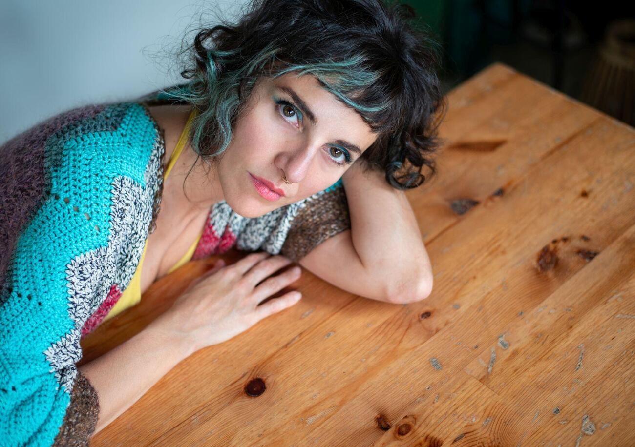 &ldquo;ELODIE E ANNALISA? SERVONO MODELLI DIVERSI&rdquo; Mila Trani, grande voce etno-jazz, sulla musica, la femminilit&agrave;, La Ni&ntilde;a e Michela Murgia&hellip; 