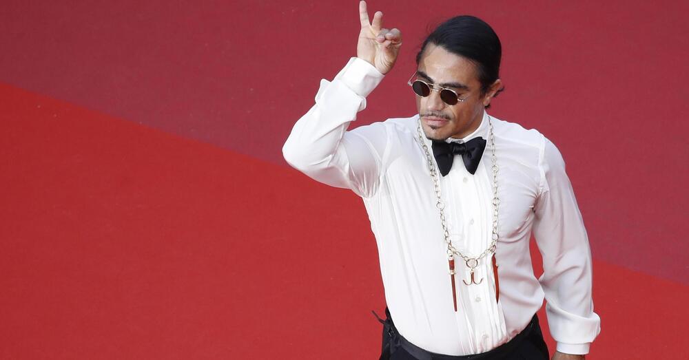 RECENSIONI ANONIME ADDIO? Il critico Cuomo a MOW sugli scontrini per giudicare i ristoranti e Salt Bae in Italia: &ldquo;Ok per evitare&nbsp;il revenge food&quot;. Il lusso? &quot;Fastidioso&rdquo;. E sull&#039;overtourism: &ldquo;Si &egrave; tirata troppo la corda con i prezzi&hellip;&rdquo;