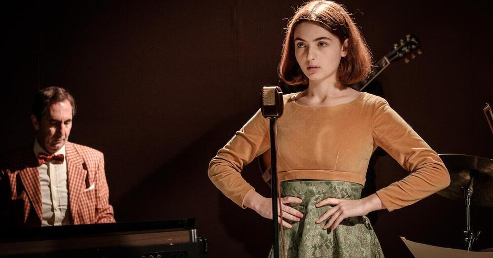 La bambina che non voleva cantare su Rai 1, ma com&#039;&egrave; il film su Nada? Ha diviso la critica: tra &quot;favola malinconica&quot; e &quot;noia incredibile&quot;. E sulle parti cantate da Tecla Insolia...