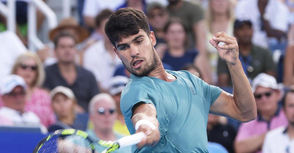 Atp Cincinnati, prima e dopo la finale con Jannik Sinner: ma qual &egrave; il tarlo in testa a Carlos Alcaraz (secondo Santopadre)?