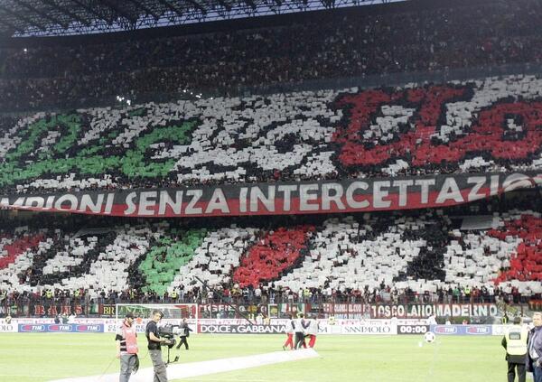 Le blacklist del Milan contro gli ultras sono anticostituzionali? L&rsquo;attacco di Pacio della curva Sud: &ldquo;Una manovra vigliacca&rdquo;. Ma cosa dice la legge? E su cosa si basa l&rsquo;azione del club? Ecco la spiegazione