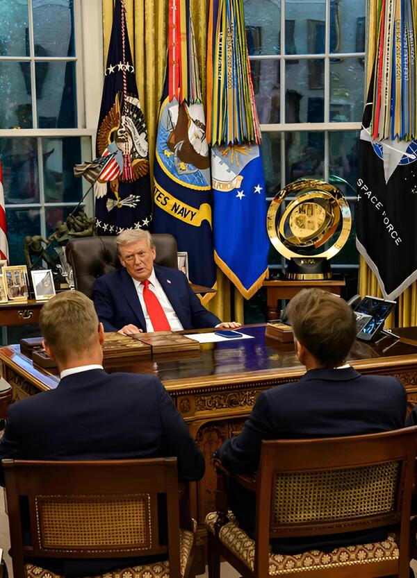 Umiliati e offesi alla Casa Bianca: i leader europei a novanta da Trump, ma perch&eacute; si lasciano sottomettere cos&igrave; (dai dazi all&rsquo;Ucraina)? Semplice, hanno fiutato l&rsquo;affare: le armi Usa&hellip; 