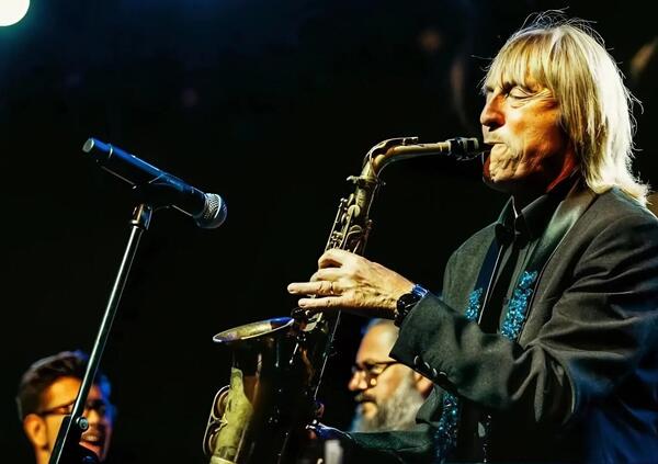 Intervista totale a Moreno Il Biondo, LEGGENDA DEL LISCIO: &ldquo;Difficile come la musica classica&rdquo;. Raoul Casadei? &ldquo;A livello di De Gregori e Guccini&rdquo;. E su Celentano, Zucchero e le cover band&hellip;