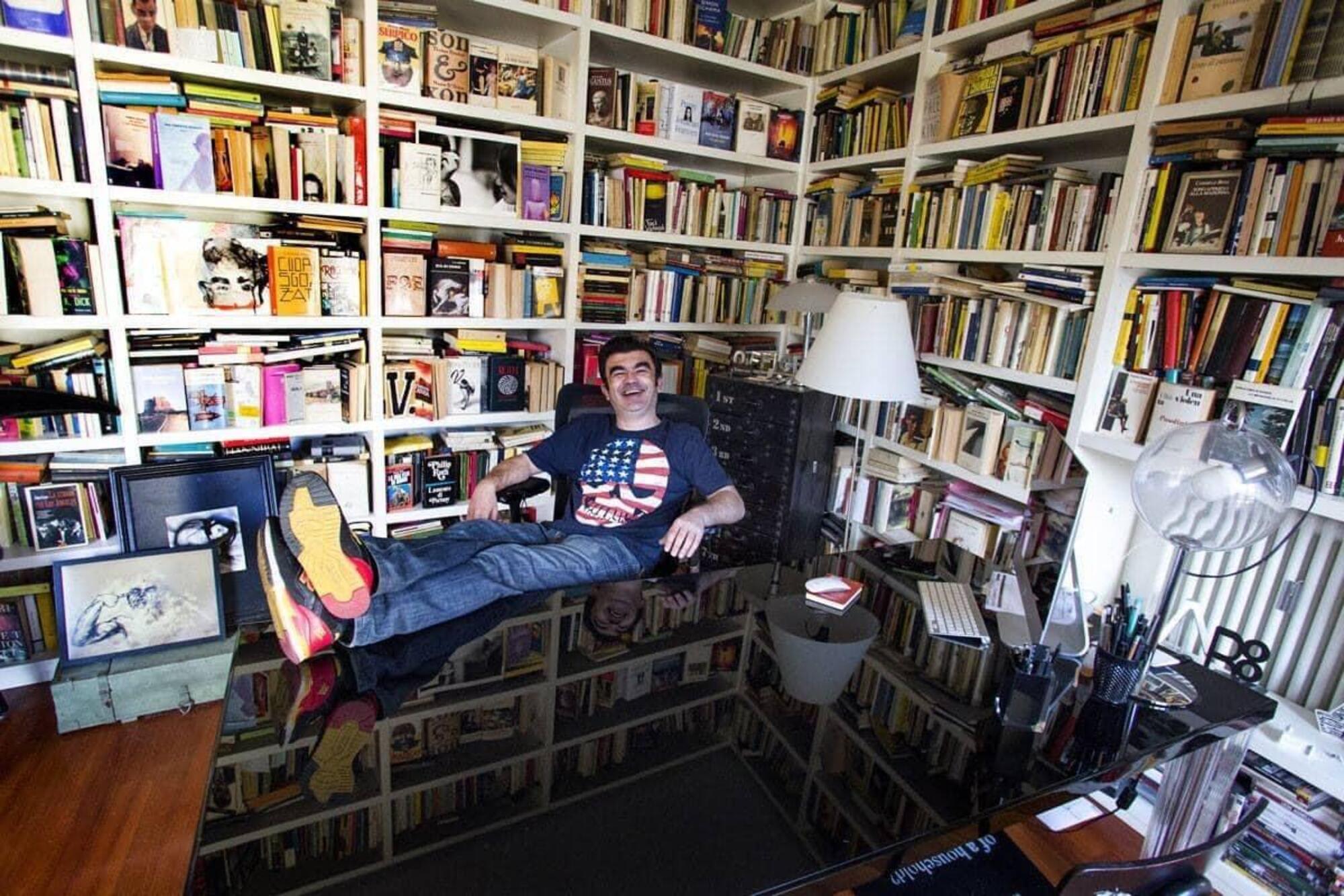 Gian Paolo Serino: &quot;Nella mia prigione&nbsp;ho 21mila libri&quot;