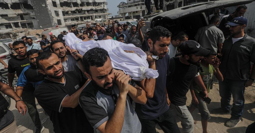 Avete letto l&rsquo;inchiesta choc del Guardian sui morti palestinesi? Rivelati i dati dell&rsquo;intelligence di Israele: &ldquo;L&rsquo;82% sono civili. Identificati 8 mila terroristi su 59 mila morti&rdquo;. Ma non doveva essere guerra al terrorismo? 