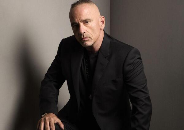 Abbiamo ascoltato Il mio giorno preferito, nuova canzone di Eros Ramazzotti, ma com&#039;&egrave;? Ci son voluti in cinque, tra Tommaso Paradiso e Calcutta, per un pezzo radio-friendly? Ma la produzione di Canova... 