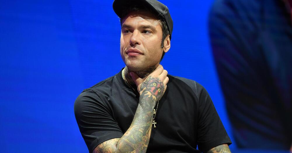 FEDEZ? NON SE LA BEVONO PI&Ugrave;. Boem in perdita, concerti senza pubblico: il rapper ormai cresce solo con Doom, l&#039;agenzia dei talenti dove rimane dietro le quinte? Da cantante a imprenditore, la parabola di un (rivedibile) influencer di s&eacute; stesso
