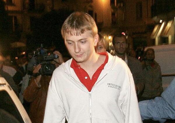 Omicidio Poggi, &ldquo;Massimo Lovati sempre in bilico tra l&#039;esserci e il farci?&rdquo; Albina Perri contro l&rsquo;avvocato di Sempio: &ldquo;&Egrave; tempo di tornare adulti. Gli indovinelli e i giochini con i Fruttolo hanno stancato&rdquo;. Con quali presupposti Stasi &egrave; ancora in galera? 