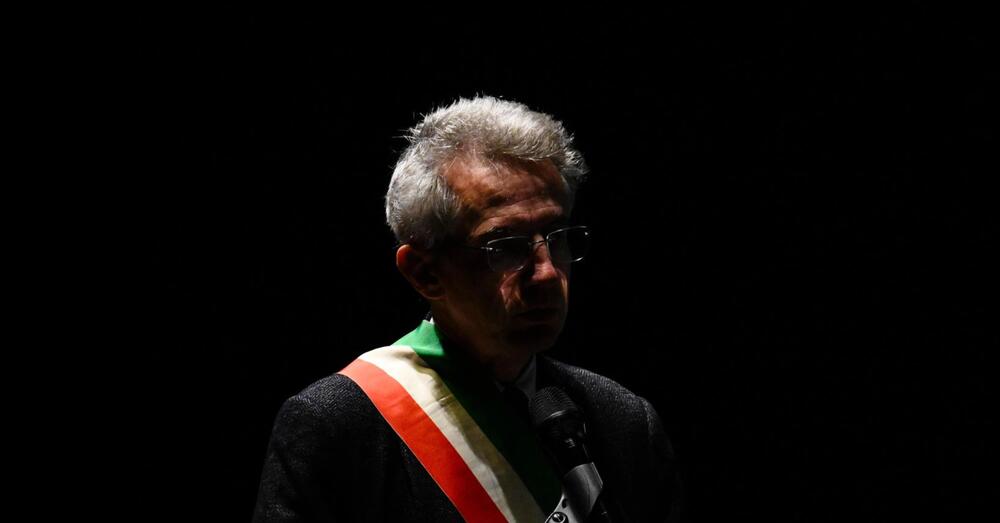 Scandalo San Carlo, ora Manfredi cerca l&rsquo;inciucio con il Consiglio d&rsquo;indirizzo prima della sentenza del Tar? Il sindaco si incontra con chi ha nominato Macciardi nuovo Sovrintendente ma gli artisti si ribellano e organizzano una protesta a Napoli