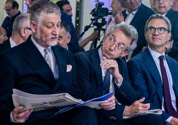 Puzza di inciucio: al Teatro San Carlo vogliono fare sovrintendente un uomo della destra e direttore artistico un uomo di Manfredi? 