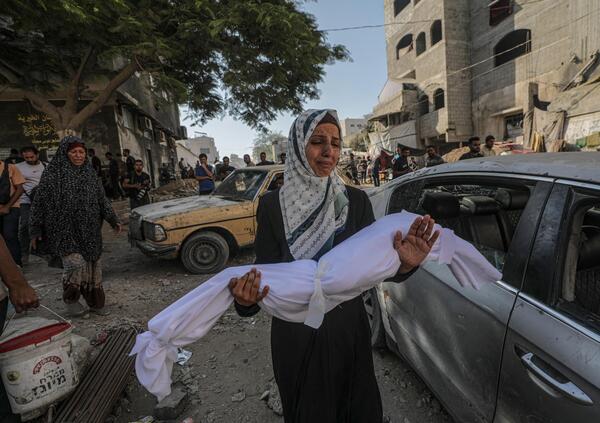 Il video di Morgan che piange per i bambini morti a Gaza &egrave; la protesta pi&ugrave; potente contro la guerra! E fa un appello a Giorgia Meloni &quot;donna e madre&quot;