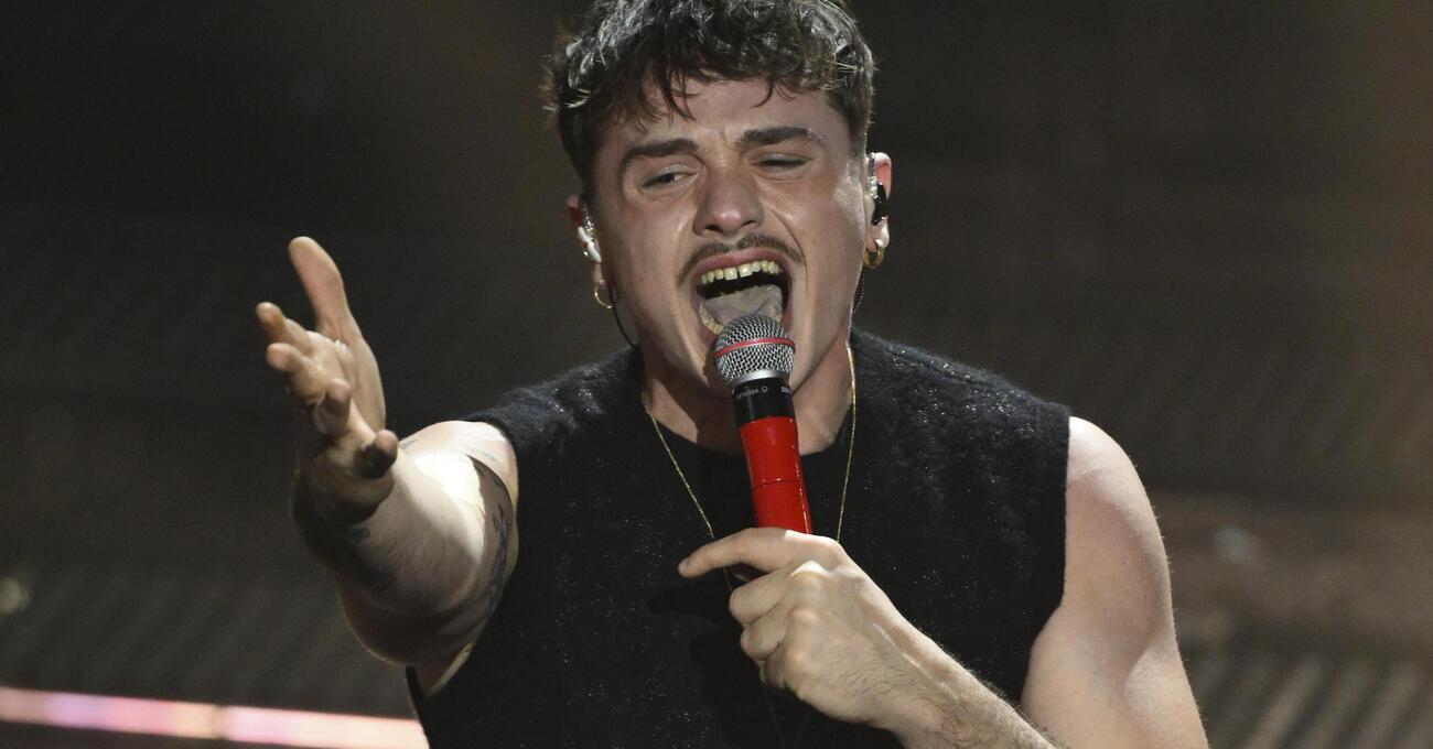 Abbiamo ascoltato Questa domenica, nuovo singolo di Olly, ma com&rsquo;&egrave;? Le prove generali come &quot;nuovo Vasco&quot; a forma di pop music. E in quel ristorante&hellip;