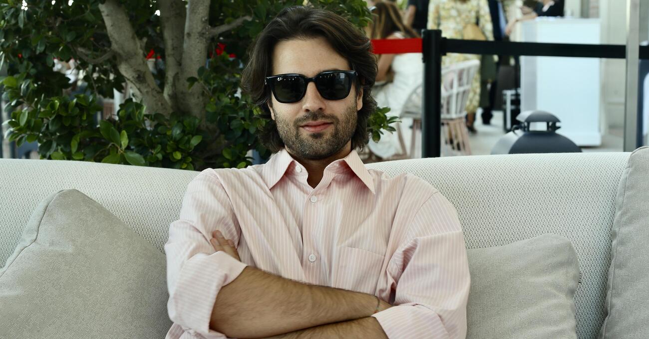 Intervista a Paolo Strippoli, regista del film La valle dei sorrisi alla Mostra del cinema di Venezia: &ldquo;Educhiamo(ci) all&rsquo;empatia per una societ&agrave; che generi meno mostri&rdquo;