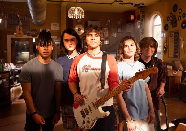 &Egrave; il ritorno del teen drama? Da The Turnarounds e L&#039;Estate nei tuoi occhi su Amazon Prime a Uno Splendido Errore su Netflix, gli adolescenti dominano le classifiche streaming