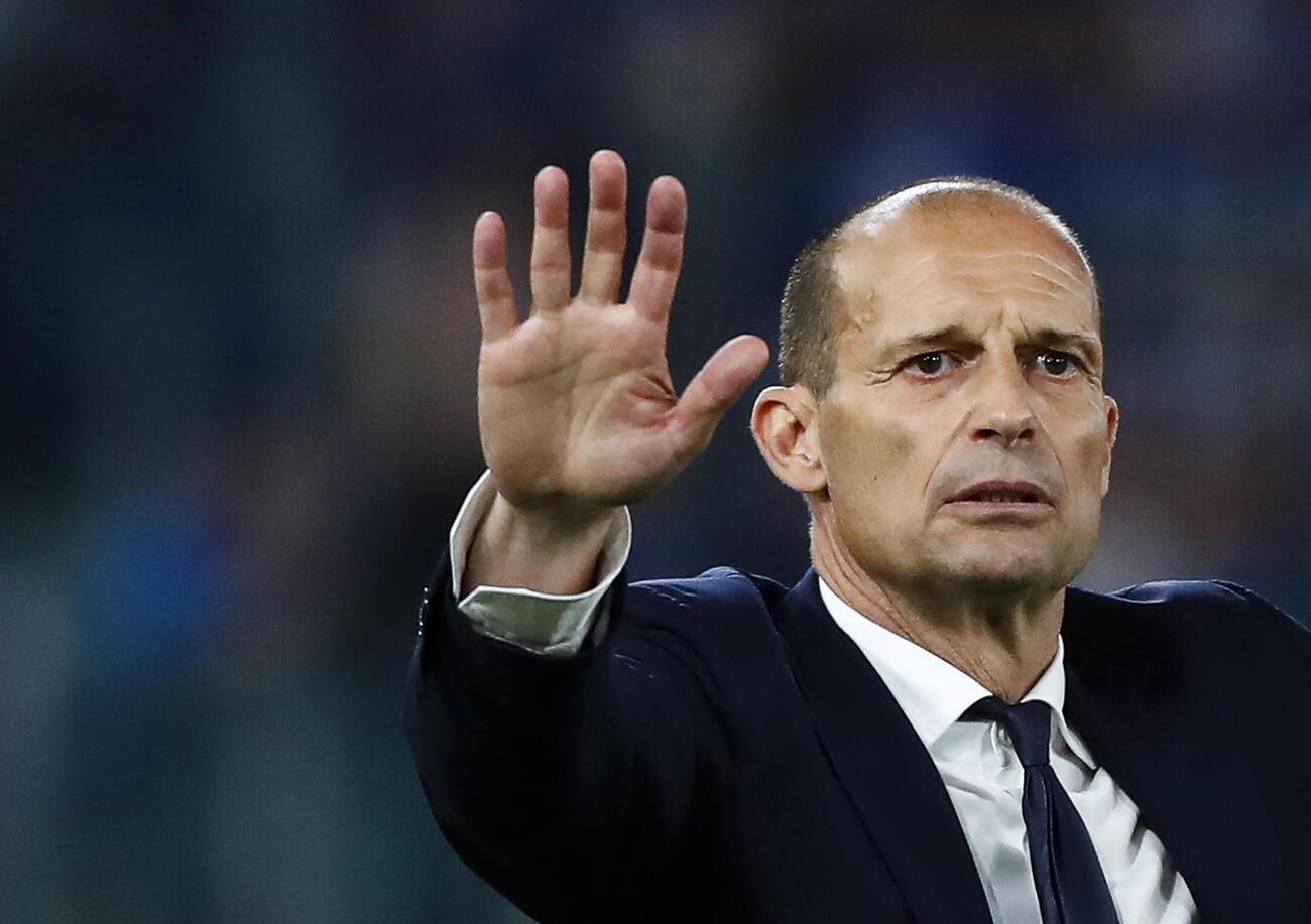 Chi &egrave; favorito in Serie A dopo il Calciomercato? Pellegatti non ha dubbi: &ldquo;Il Napoli &egrave; davanti&rdquo;. Il Milan? &quot;Con un difensore &egrave; da scudetto&quot;. E sull&rsquo;Inter &quot;ridimensionata&quot;, la Roma di Gasperini e Camarda&hellip;