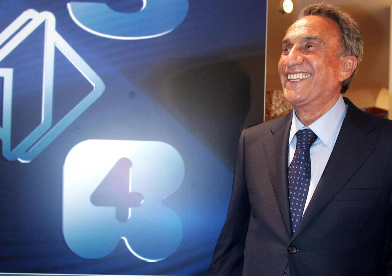 Emilio Fede &ldquo;ha fatto anche cose buone&rdquo;? Mentana e Grasso lo rivalutano, ma Feltri lo asfalta: &ldquo;I vizi gli sono tornati in quel posto&hellip;&rdquo;