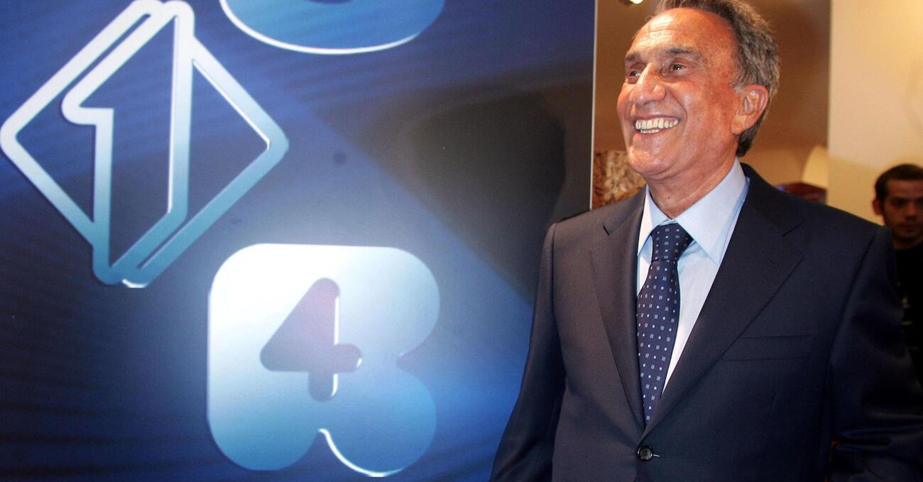 Emilio Fede &ldquo;ha fatto anche cose buone&rdquo;? Mentana e Grasso lo rivalutano, ma Feltri lo asfalta: &ldquo;I vizi gli sono tornati in quel posto&hellip;&rdquo;