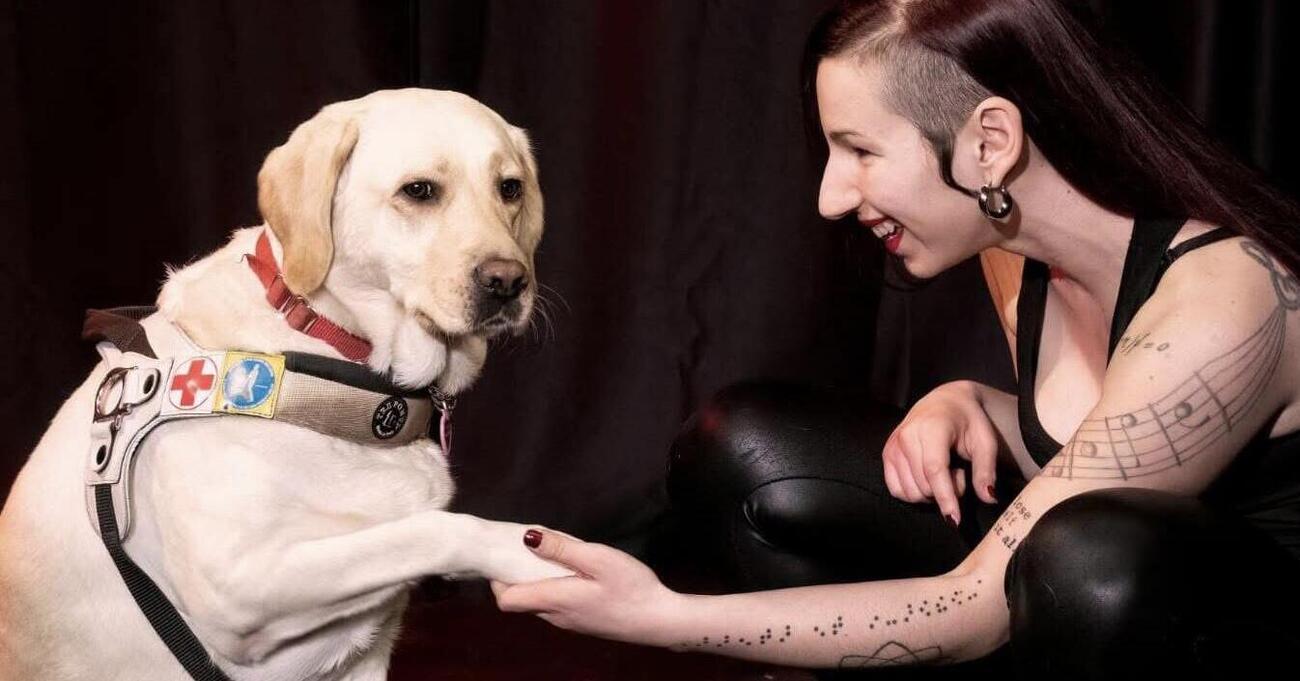 &quot;Ho perso la vista ma canto, suono e faccio kickboxing!&quot;. Vanessa Casu ci racconta la sua storia di riscatto: &quot;Mi sono fatta il cu*o per diventare cos&igrave;&rdquo;. E sul cane guida Pancake&hellip;
