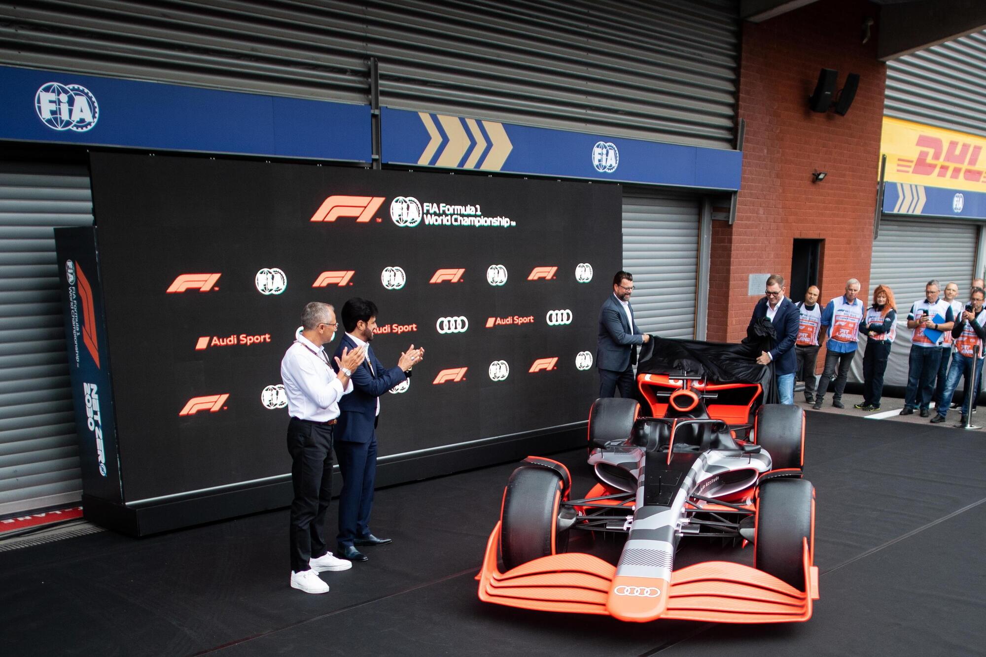 Stefano Domenicali nel 2022, durante una delle presentazioni delle vetture oggi utilizzate in Formula 1.