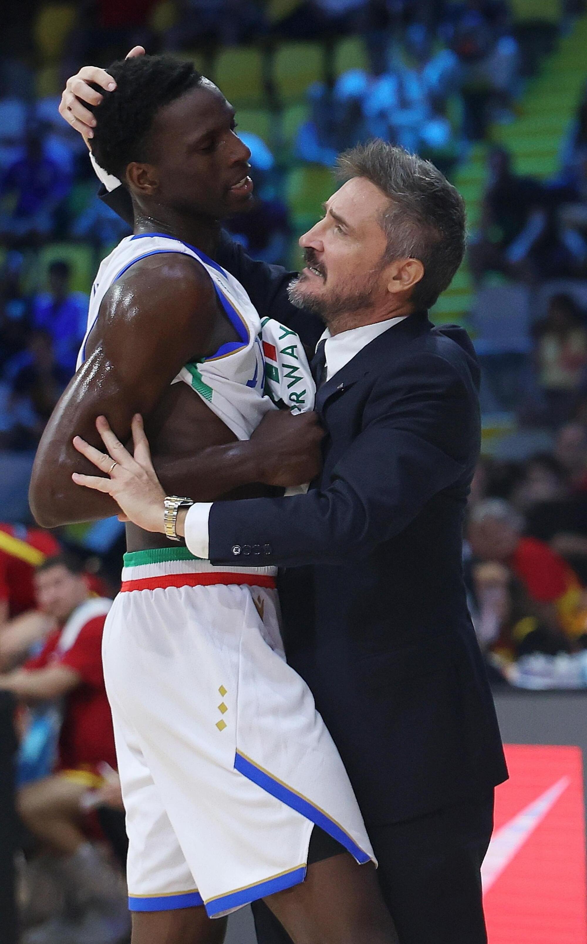 Niang e coach Pozzecco all'Europeo